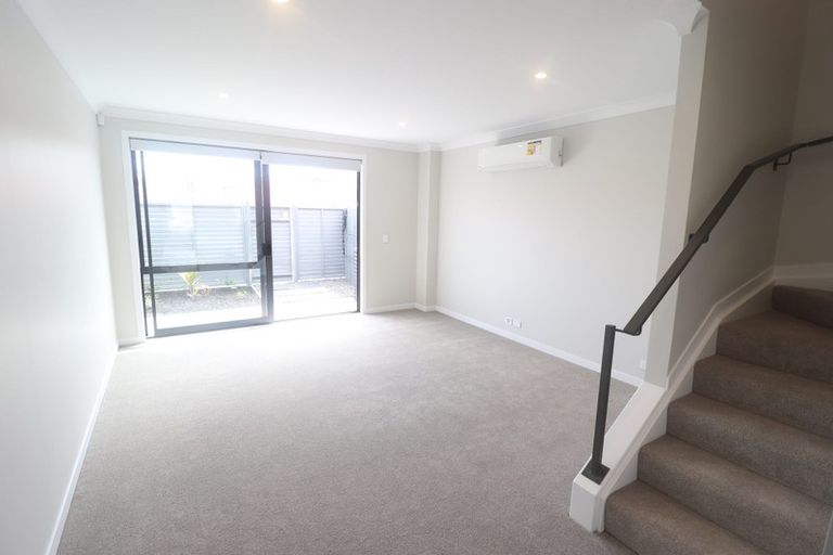 Photo of property in 21 Harewood Street, Whenuapai, Auckland, 0618