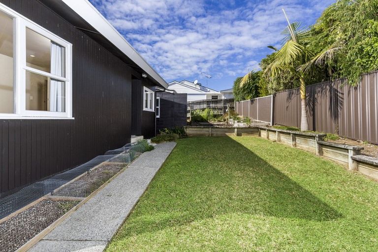Photo of property in 2/14 Lake View Road, Takapuna, Auckland, 0622