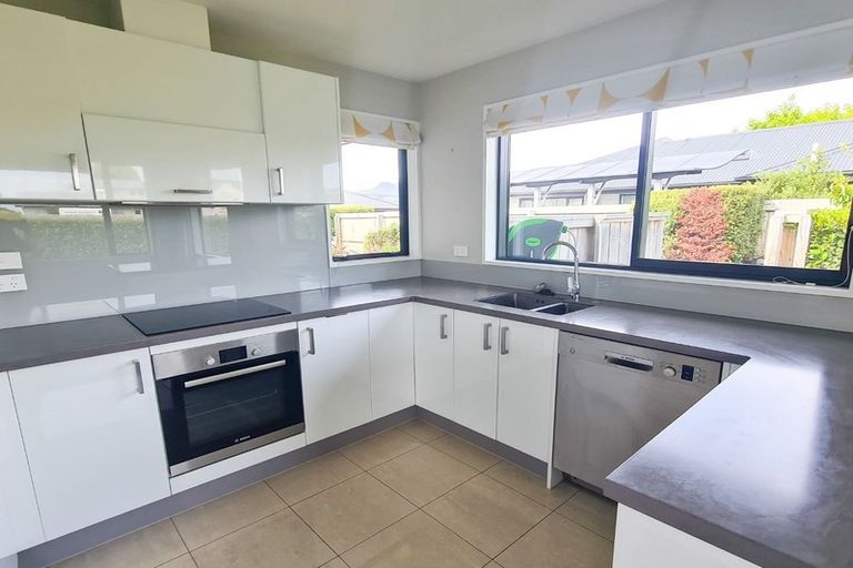 Photo of property in 35b Hargood Street, Woolston, Christchurch, 8062