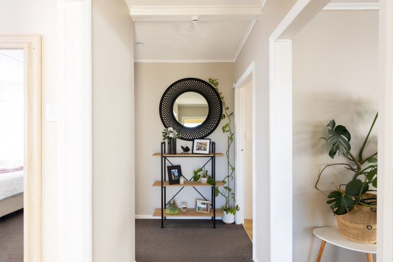 Photo of property in 8 Chard Street, Westown, New Plymouth, 4310