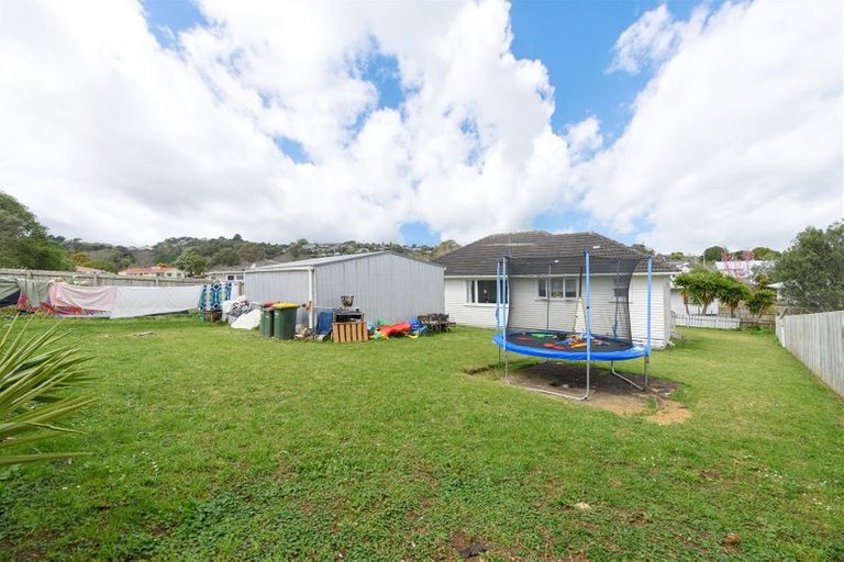 Photo of property in 12 Igloo Place, Red Hill, Papakura, 2110