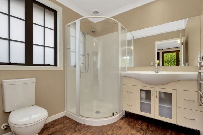 Photo of property in 1 Tarn Close, Pyes Pa, Tauranga, 3112