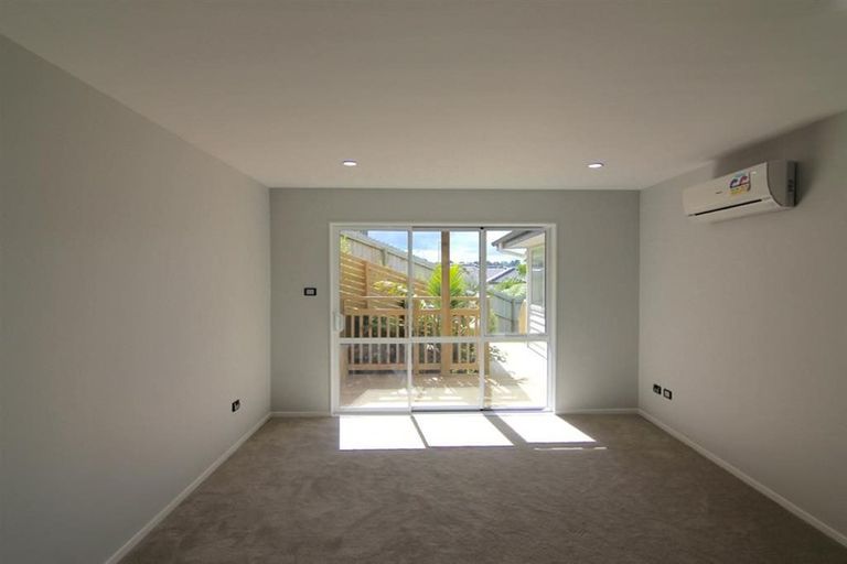 Photo of property in 12 Alloway Street, Westgate, Auckland, 0614