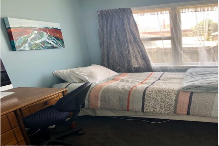 Photo of property in 3 Sandringham Place, Bryndwr, Christchurch, 8053