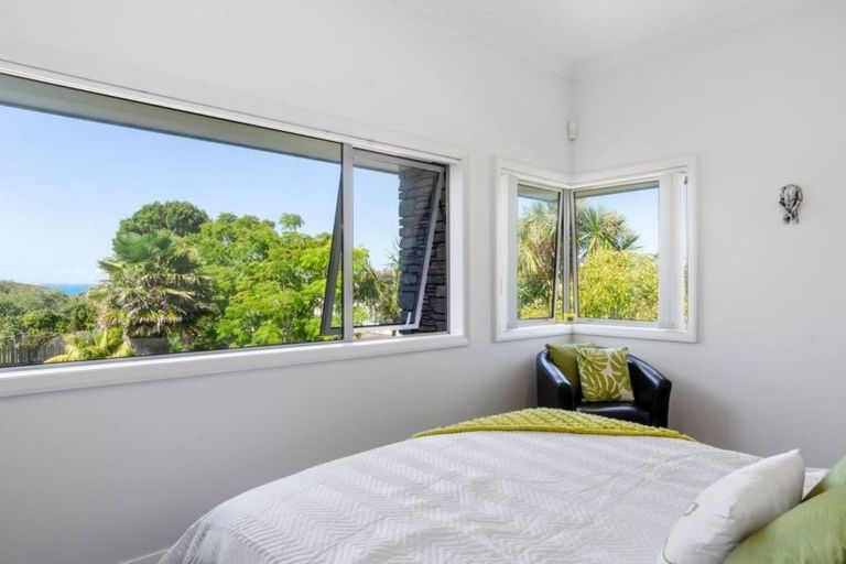 Photo of property in 31a Beechwood Road, Rothesay Bay, Auckland, 0630