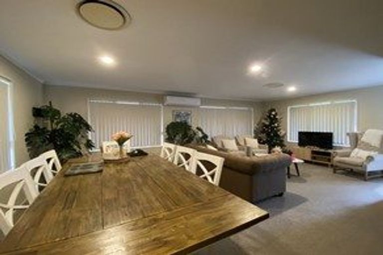 Photo of property in 18 Thomas Road, Flat Bush, Auckland, 2019