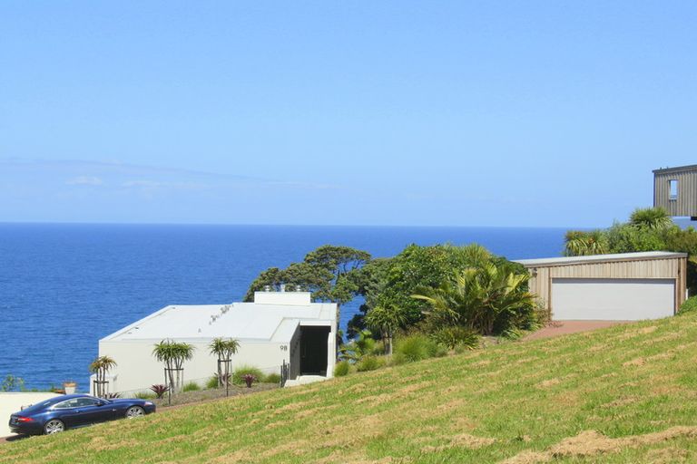 Photo of property in 80-82 Lax Crescent, Leigh, 0985