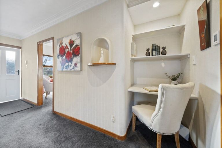 Photo of property in 19 Pikitea Road, Mangere Bridge, Auckland, 2022