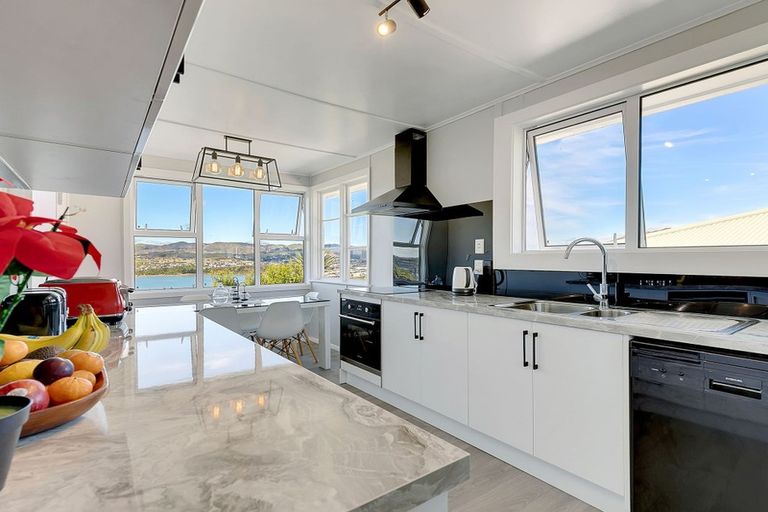 Photo of property in 12 Whenua View, Titahi Bay, Porirua, 5022