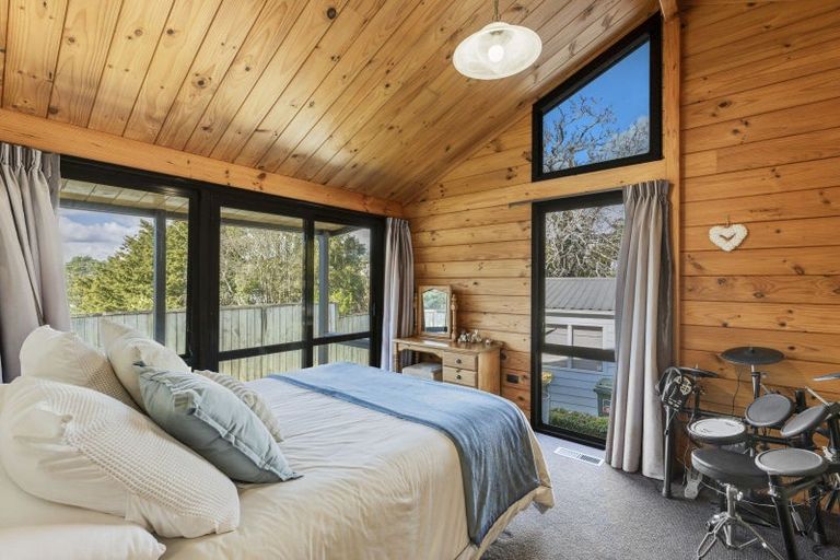 Photo of property in 7c Waterloo Place, Westown, New Plymouth, 4310