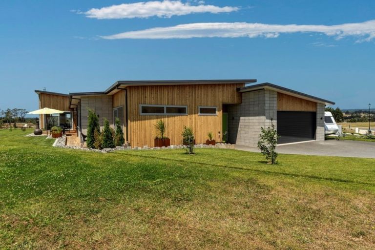 Photo of property in 89 Lynley Park Drive, Omokoroa, 3114