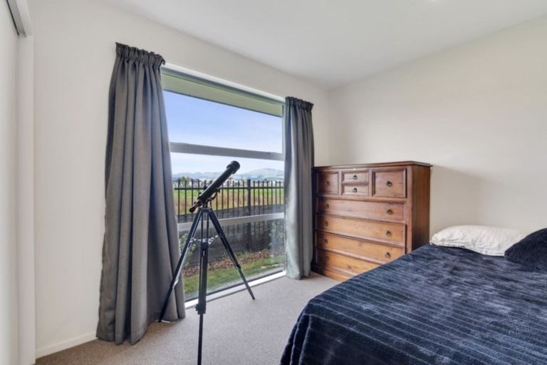 Photo of property in 3 Maka Lane, Halswell, Christchurch, 8025