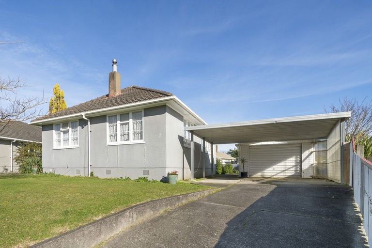 Photo of property in 18 Moheke Avenue, Roslyn, Palmerston North, 4414