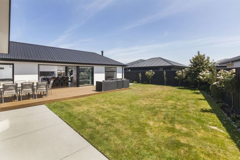 Photo of property in 45 Grayshott Avenue, Casebrook, Christchurch, 8051