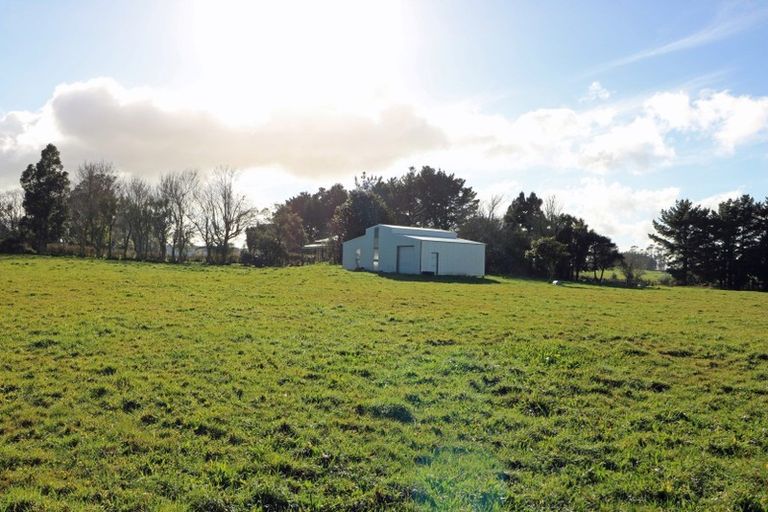 Photo of property in 1530 Manaia Road, Kaponga, Hawera, 4679