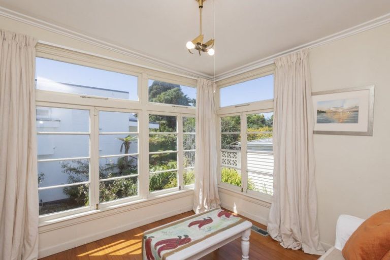 Photo of property in 75 Esplanade, Kaiti, Gisborne, 4010