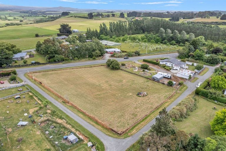 Photo of property in 927 Alma-maheno Road, Reidston, Oamaru, 9492