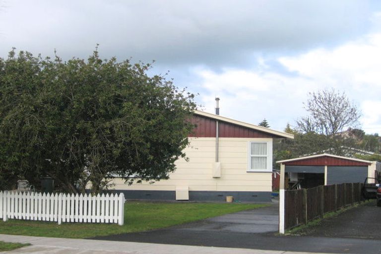 Photo of property in 9 Filmer Place, Melville, Hamilton, 3206