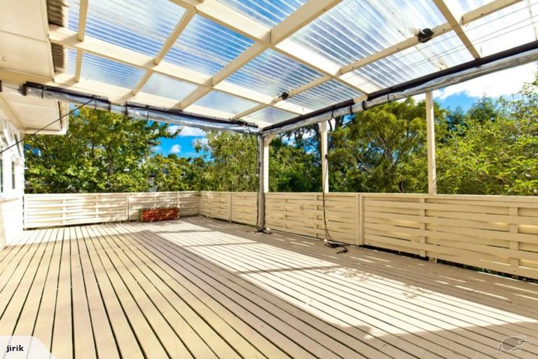 Photo of property in 2/38 Glenvar Road, Torbay, Auckland, 0630