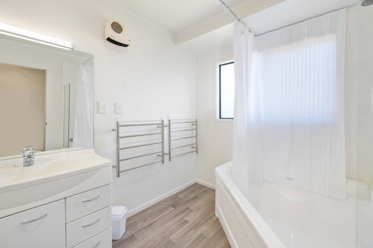 Photo of property in 18 Tawiri Place, Kuratau, Turangi, 3381