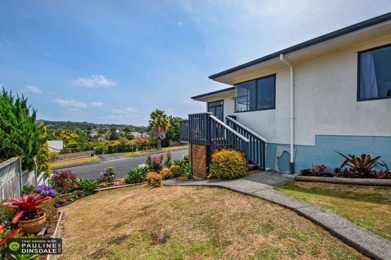 Photo of property in 11 Ridgeway Drive, Te Kamo, Whangarei, 0112