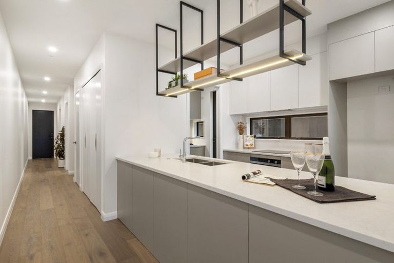 Photo of property in 20 Yellow Pear Lane, Karaka, 2578