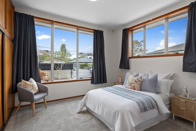 Photo of property in 19 Wyon Street, Linwood, Christchurch, 8062