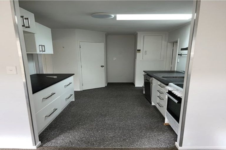 Photo of property in 6 Philip Place, Hillcrest, Auckland, 0627