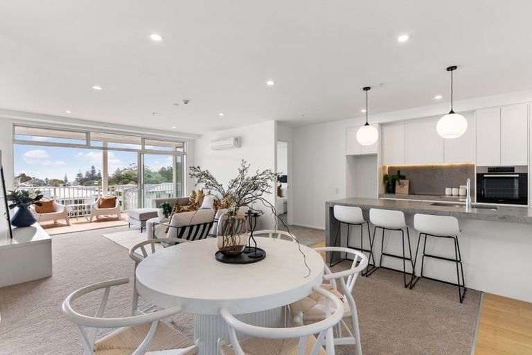 Photo of property in 173 Hibiscus Drive, Orewa, 0931