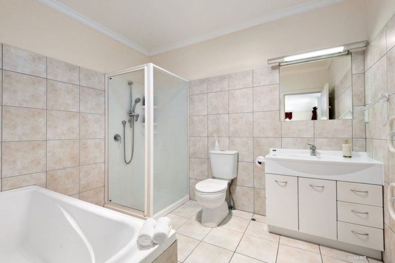 Photo of property in 30 Futuna Close, Karori, Wellington, 6012