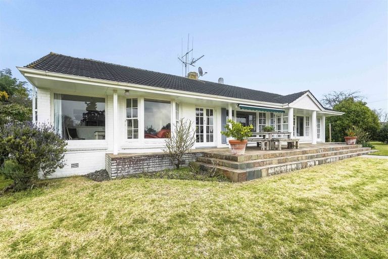 Photo of property in 15 Saint Andrews Terrace, St Andrews, Hamilton, 3200