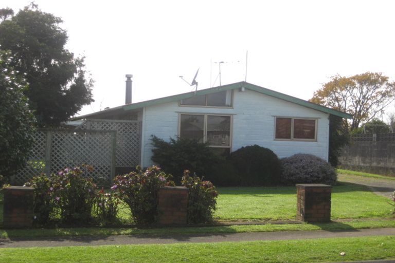 Photo of property in 30 Ihaia Street, Waitara, 4320