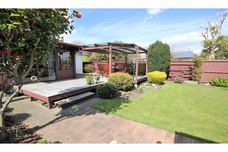 Photo of property in 232 Estuary Road, South New Brighton, Christchurch, 8062