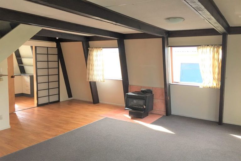 Photo of property in 37a London Road, Korokoro, Lower Hutt, 5012