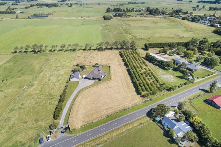 Photo of property in 711 Makerua Road, Tokomaru, Palmerston North, 4474