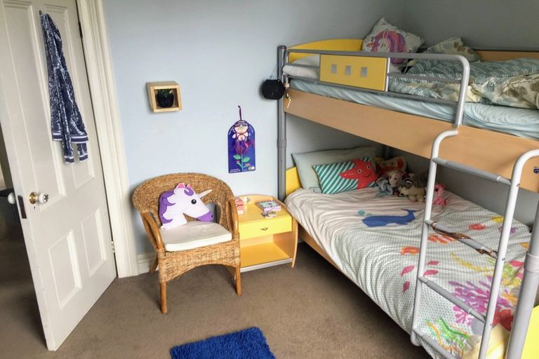 Photo of property in 12 Burnell Avenue, Thorndon, Wellington, 6011