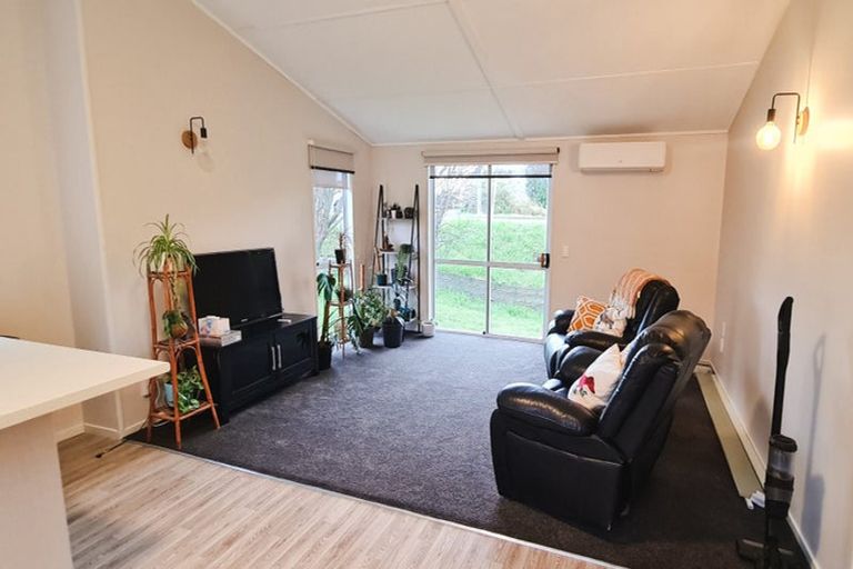 Photo of property in 30 Kapiti Road, Paraparaumu, 5032