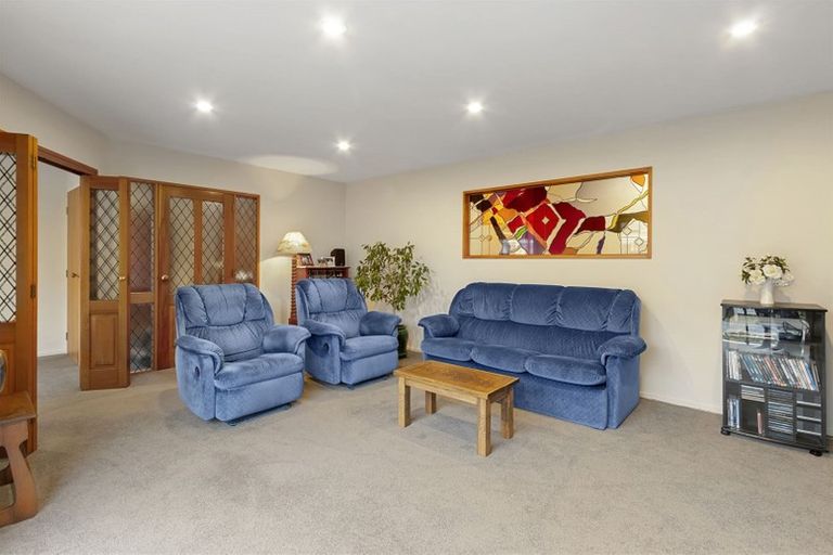 Photo of property in 33 Kedleston Drive, Avonhead, Christchurch, 8042