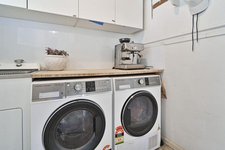 Photo of property in 26 Ferry Road, Clive, 4102