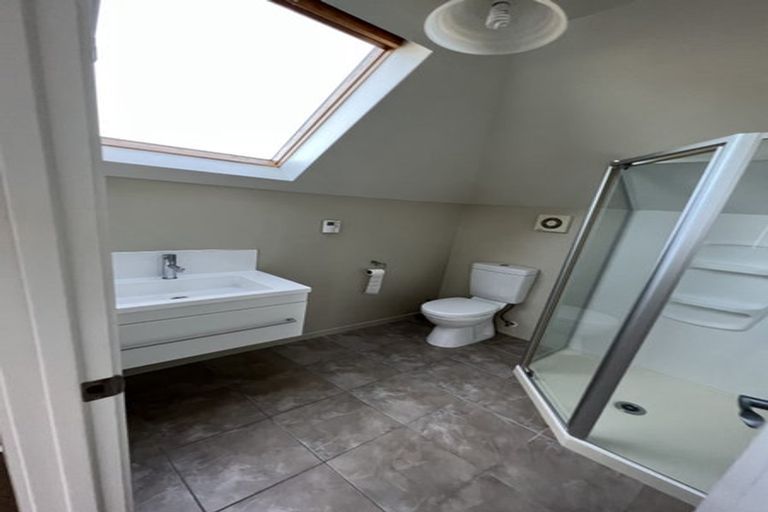 Photo of property in 14 Binda Place, Botany Downs, Auckland, 2010