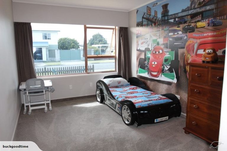 Photo of property in 10 Harpham Street, Taradale, Napier, 4112