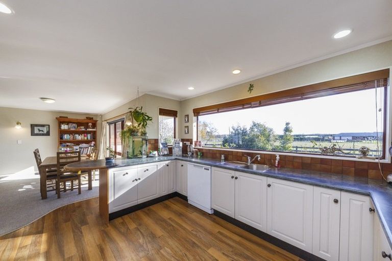 Photo of property in 136 Pharazyn Road, Feilding, 4777