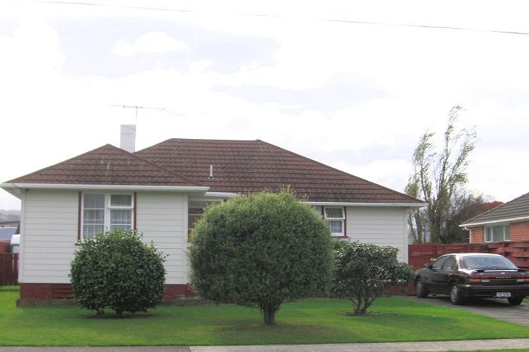 Photo of property in 3 Hollard Grove, Avalon, Lower Hutt, 5011