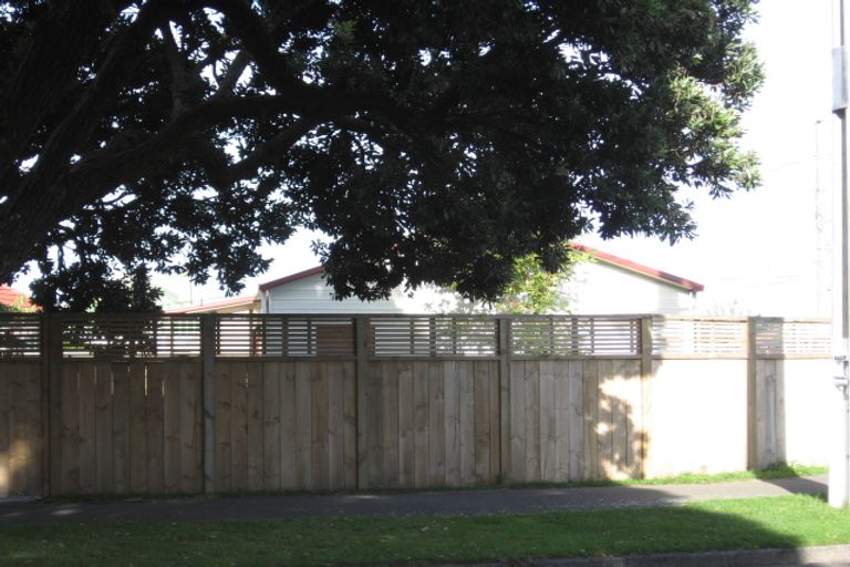 Photo of property in 90 Copeland Street, Epuni, Lower Hutt, 5011