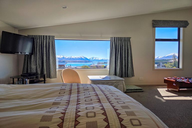 Photo of property in 1 Manning Place, Lake Tekapo, 7999