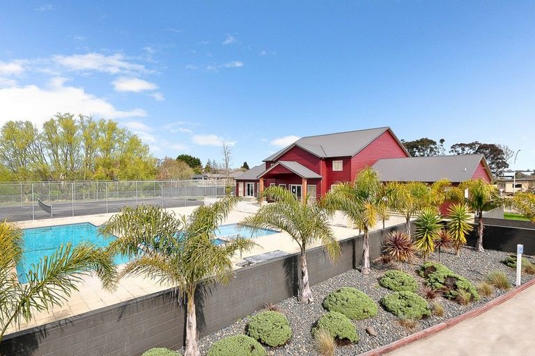 Photo of property in 1 Rene Way, Huntington, Hamilton, 3210