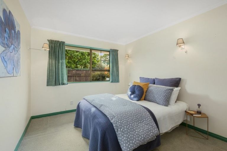 Photo of property in 27 Waddington Drive, Naenae, Lower Hutt, 5011