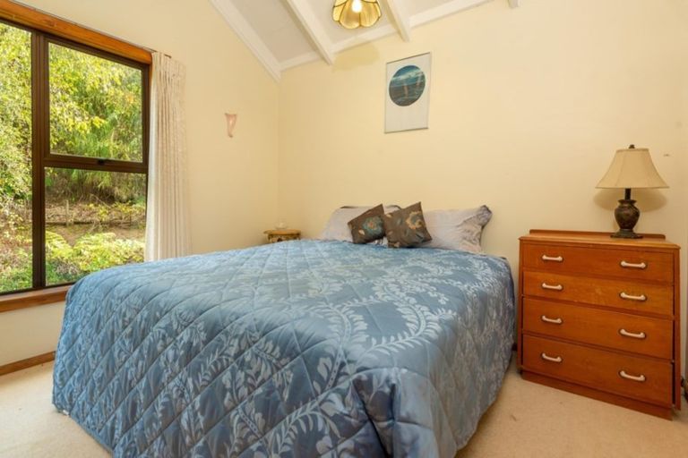 Photo of property in 5 Kirkpatrick Street, Kohukohu, 0491