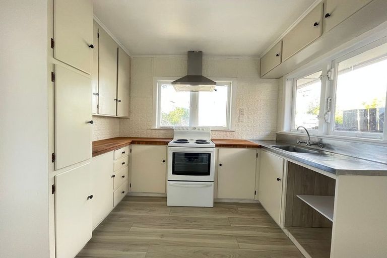 Photo of property in 3 Condliffe Place, New Windsor, Auckland, 0600