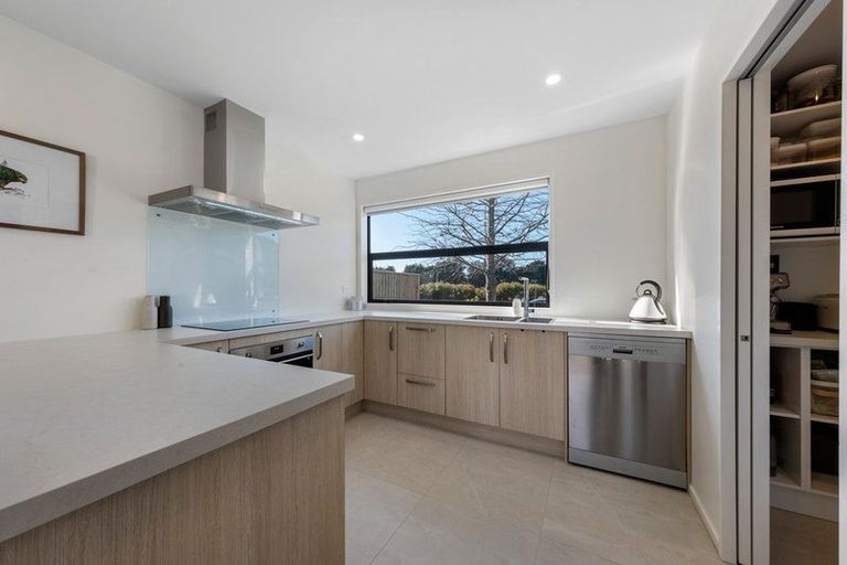 Photo of property in 17 Sutherlands Road, Halswell, Christchurch, 8025